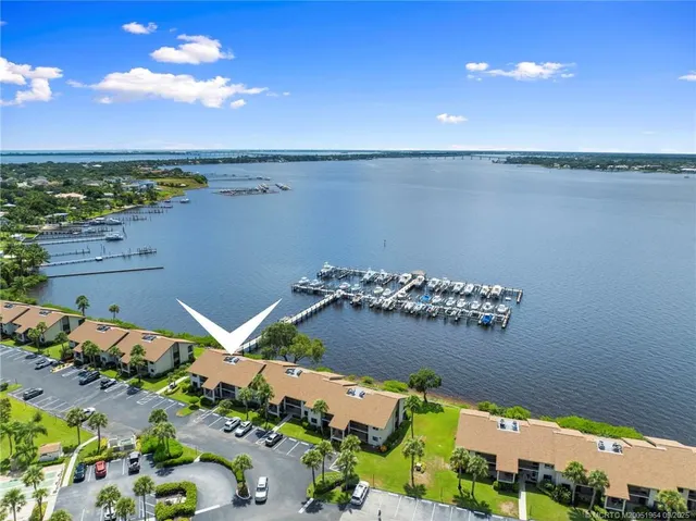 $359,000 | 1600 Northeast Dixie Highway, Unit 6202, Jensen Beach, FL 34957