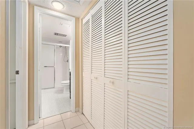 $359,000 | 1600 Northeast Dixie Highway, Unit 6202, Jensen Beach, FL 34957