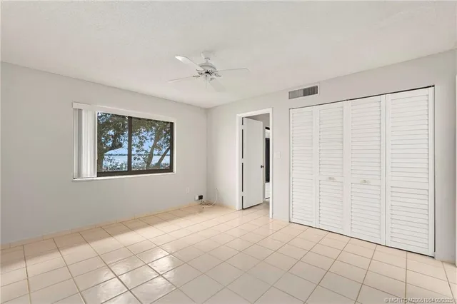 $359,000 | 1600 Northeast Dixie Highway, Unit 6202, Jensen Beach, FL 34957