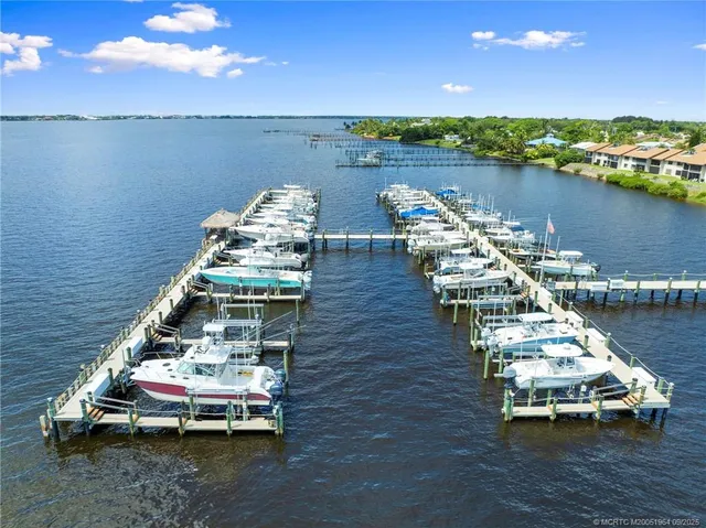 $359,000 | 1600 Northeast Dixie Highway, Unit 6202, Jensen Beach, FL 34957