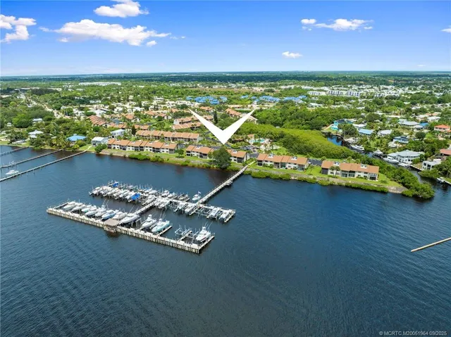 $359,000 | 1600 Northeast Dixie Highway, Unit 6202, Jensen Beach, FL 34957