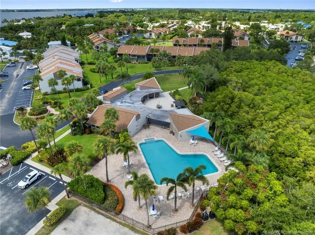 $359,000 | 1600 Northeast Dixie Highway, Unit 6202, Jensen Beach, FL 34957