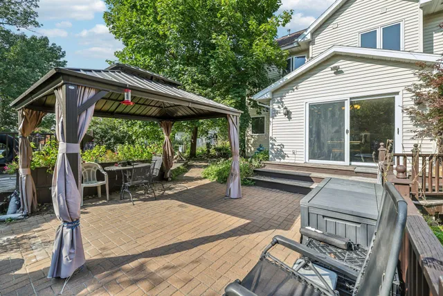 $575,000 | 502 Meadowlark Lane, Portage, WI 53901