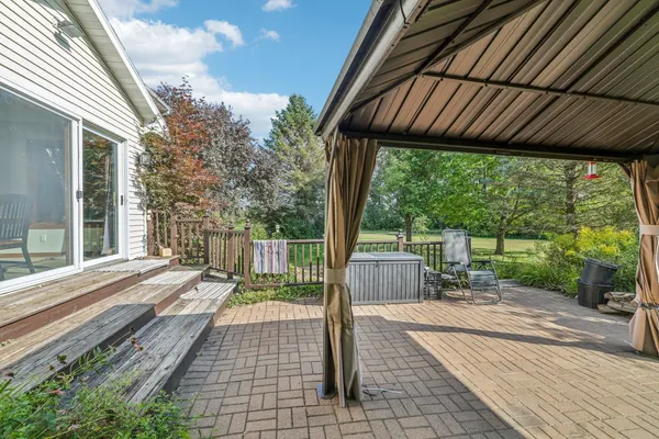 $575,000 | 502 Meadowlark Lane, Portage, WI 53901