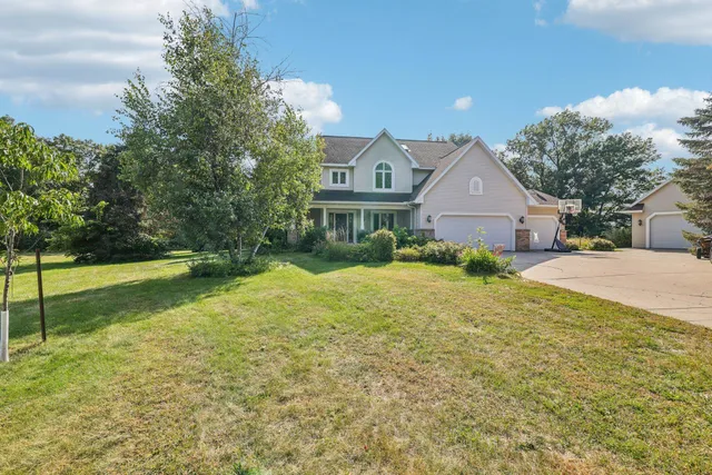 $575,000 | 502 Meadowlark Lane, Portage, WI 53901