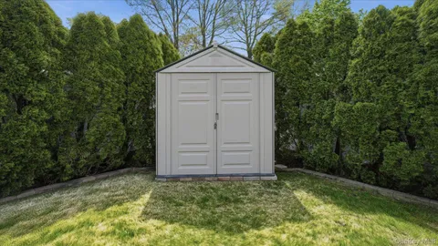 $849,000 | 14 McCord Place, Bethpage, NY 11714