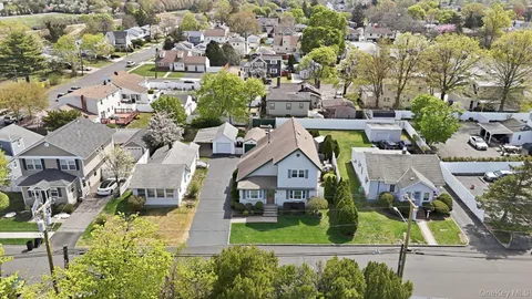 $849,000 | 14 McCord Place, Bethpage, NY 11714