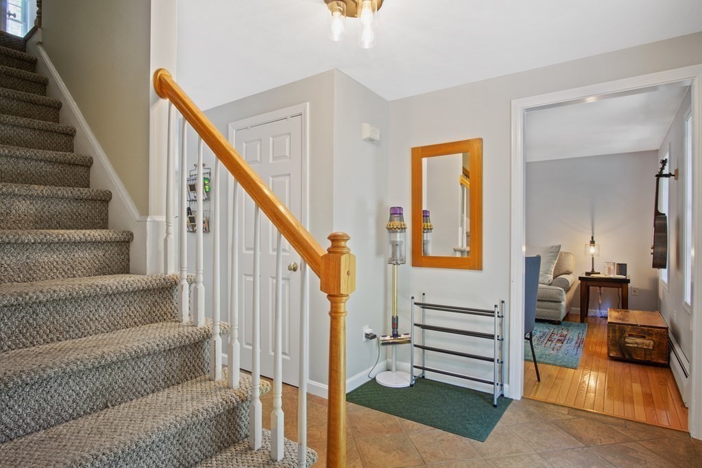 196 Warren Road Townsend, MA 01469 - Photo 17 of 34