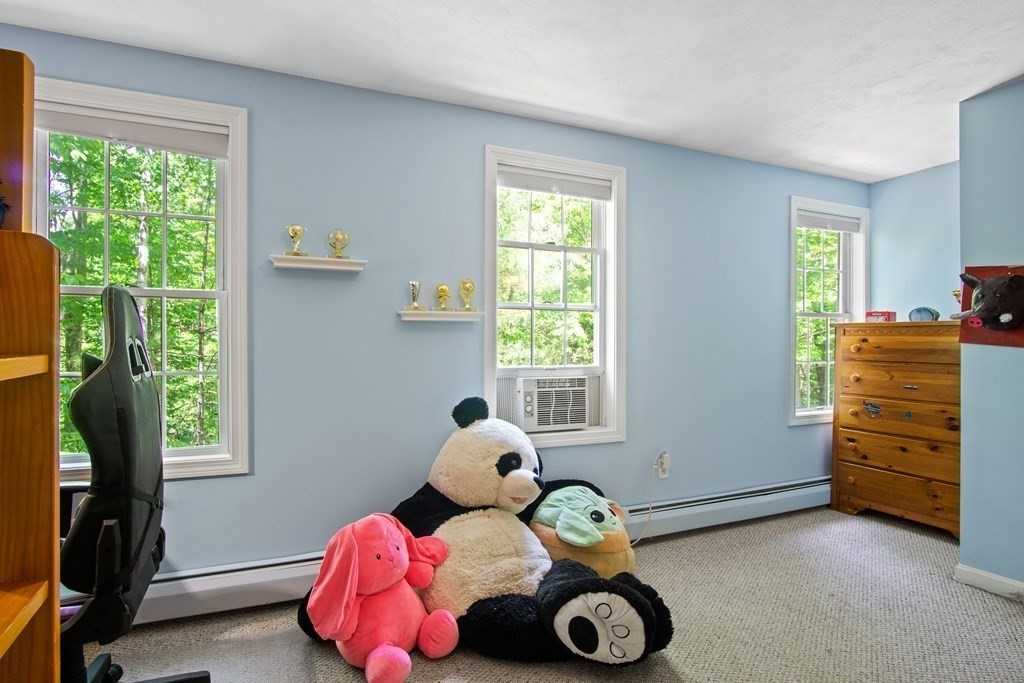 196 Warren Road Townsend, MA 01469 - Photo 25 of 34