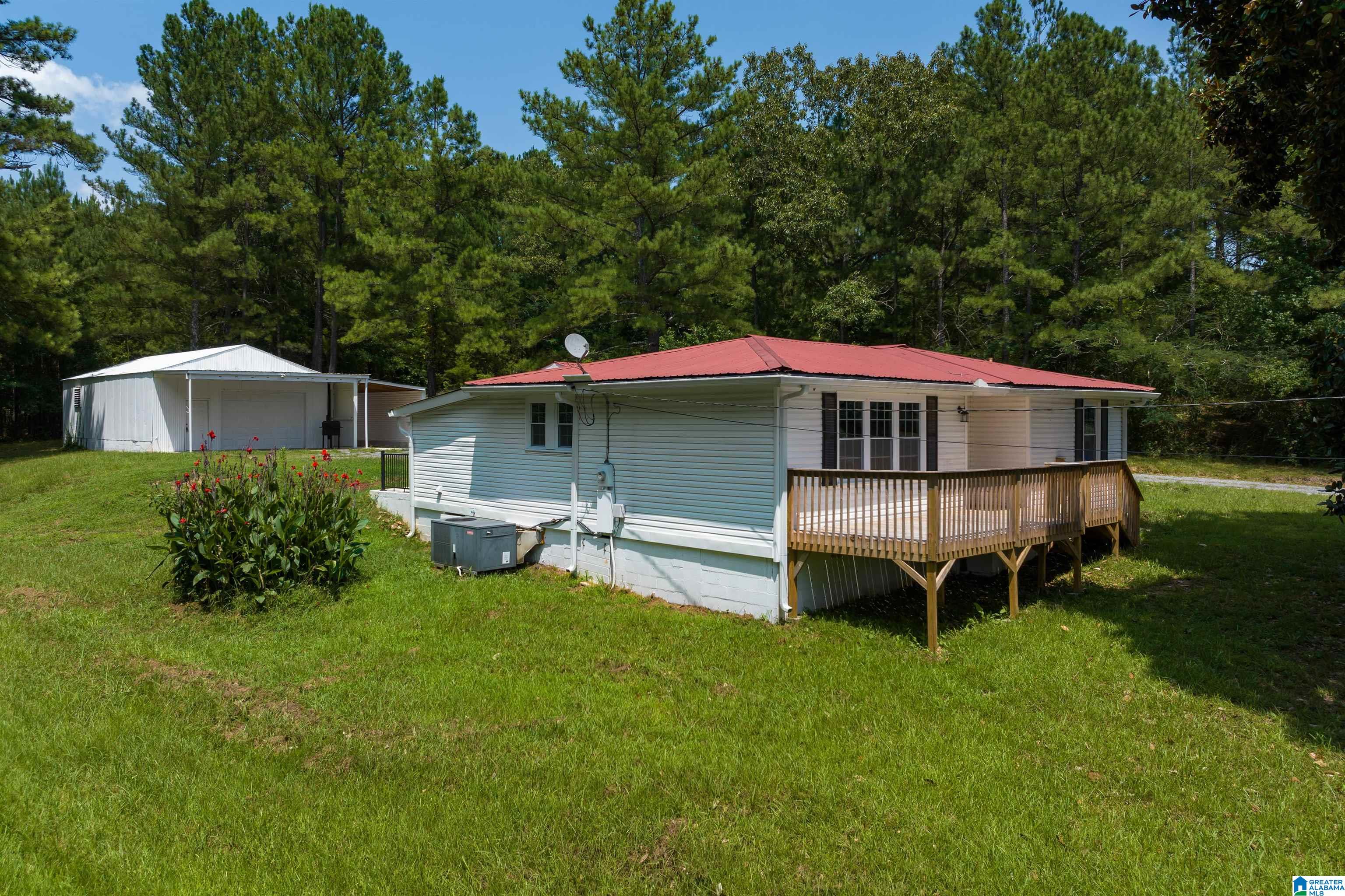 1661 New Bethel School Road Warrior, AL 35180 - Photo 4 of 37