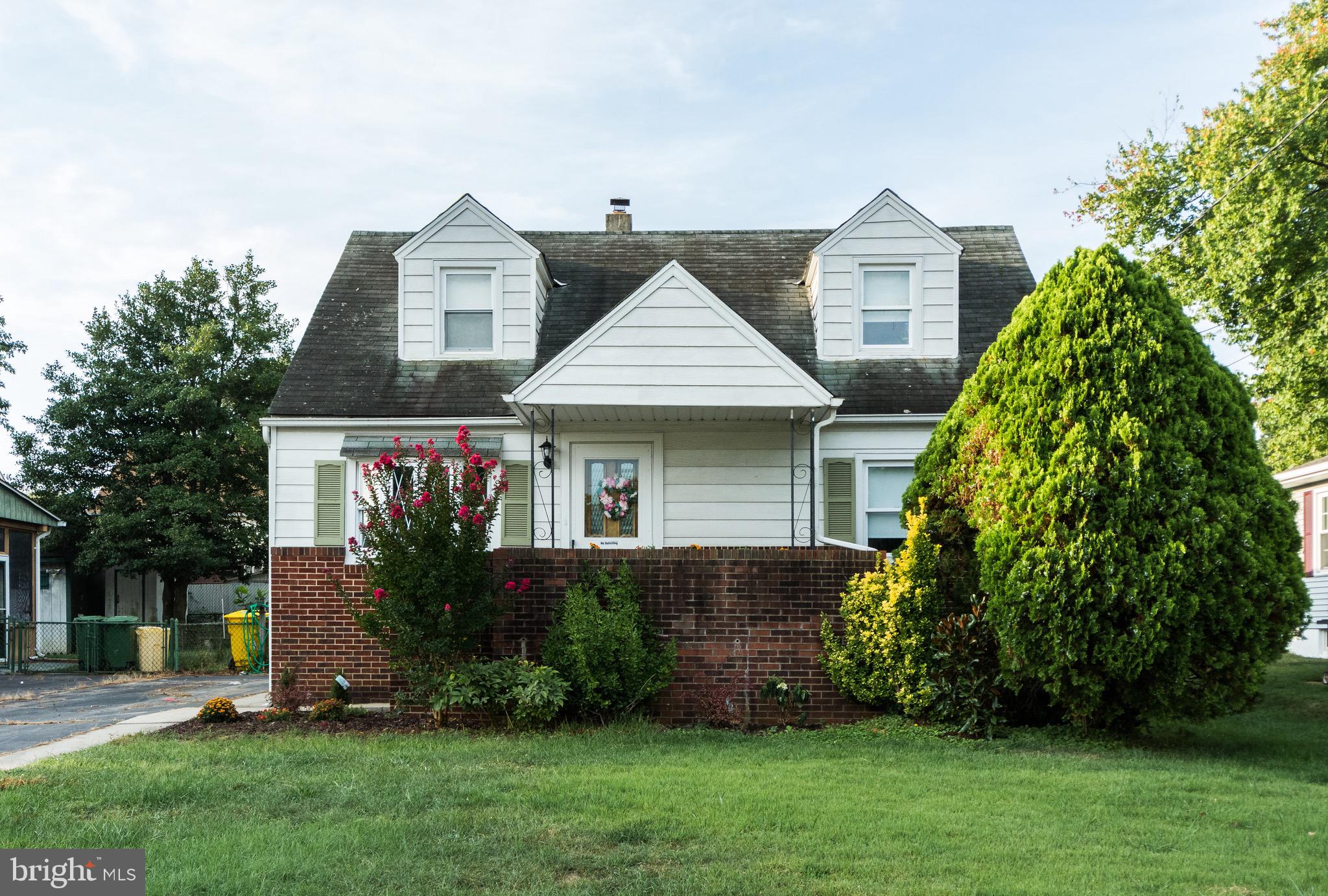 411 Cresswell Road Baltimore, MD 21225 - Photo 1 of 37 Gallery Image 1