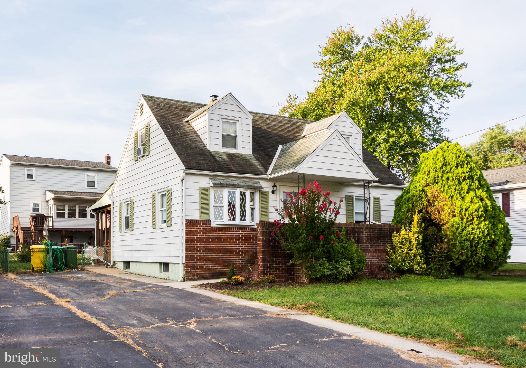 411 Cresswell Road Baltimore, MD 21225 - Photo 2 of 37 Gallery Image 2