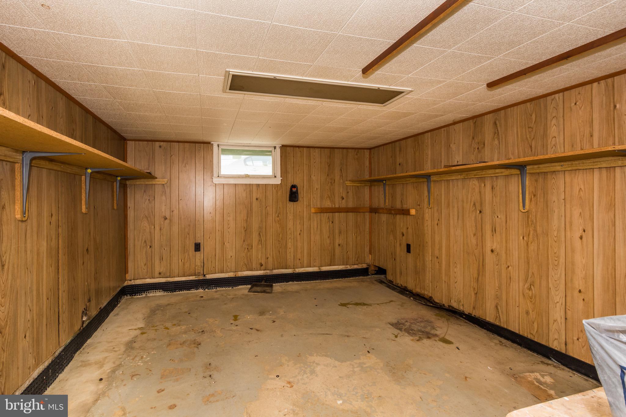 411 Cresswell Road Baltimore, MD 21225 - Photo 32 of 37 Gallery Image 32