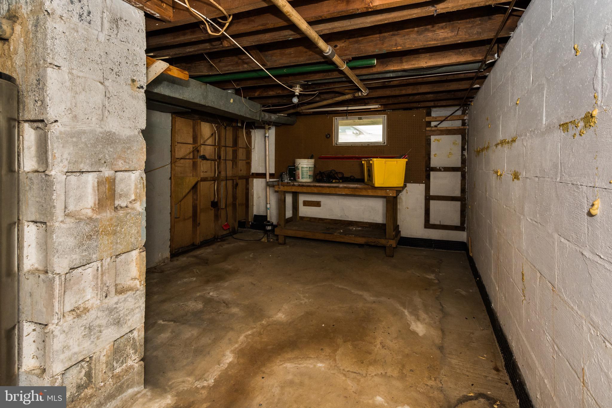 411 Cresswell Road Baltimore, MD 21225 - Photo 33 of 37 Gallery Image 33