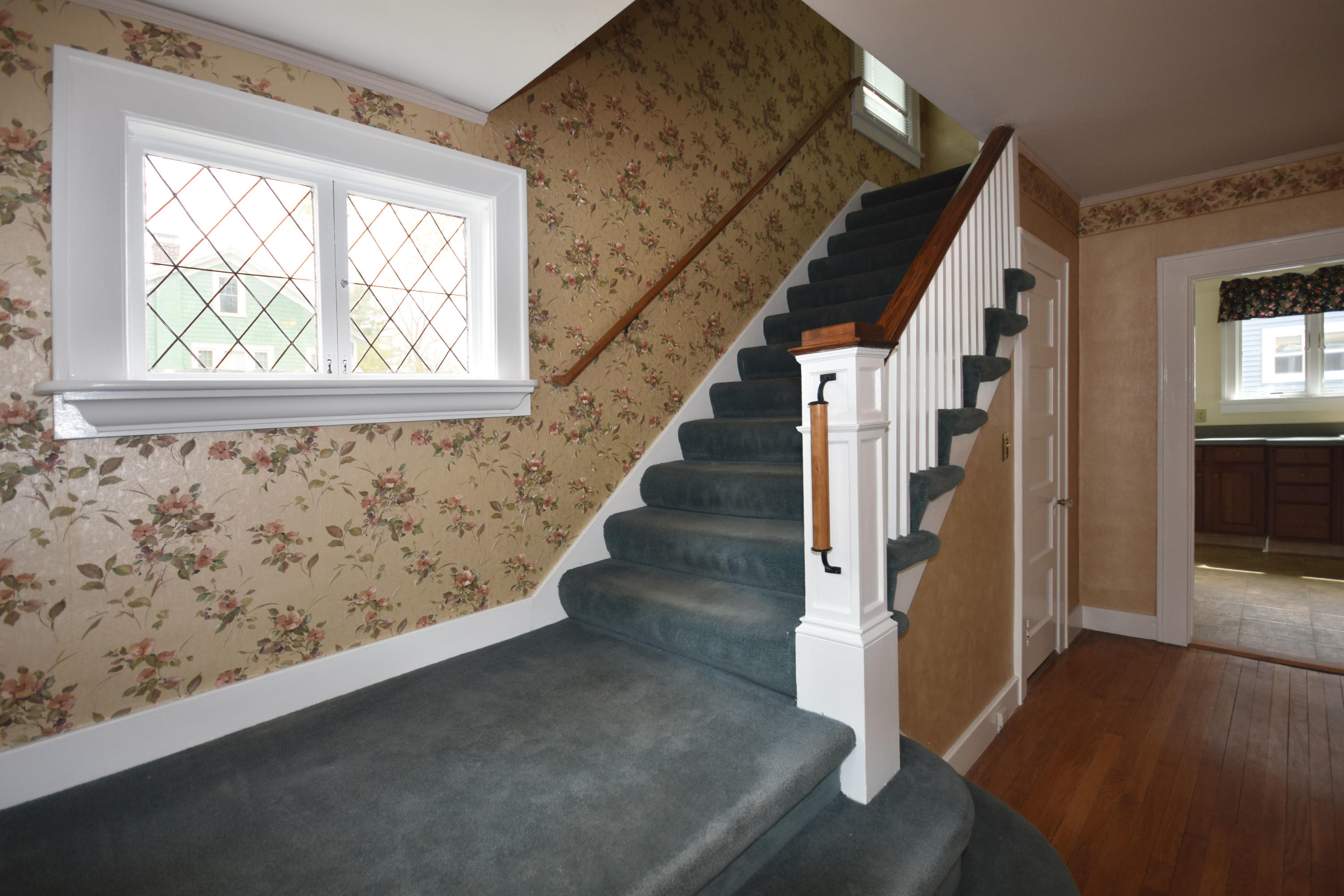Entry/Stair