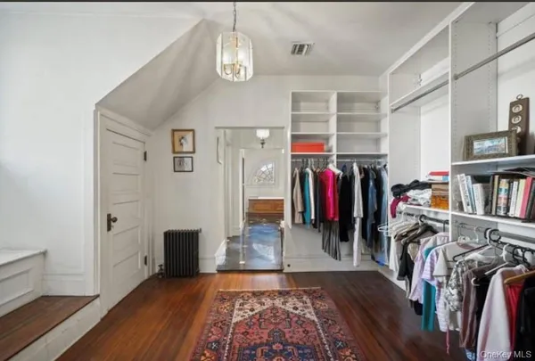 a walk in closet