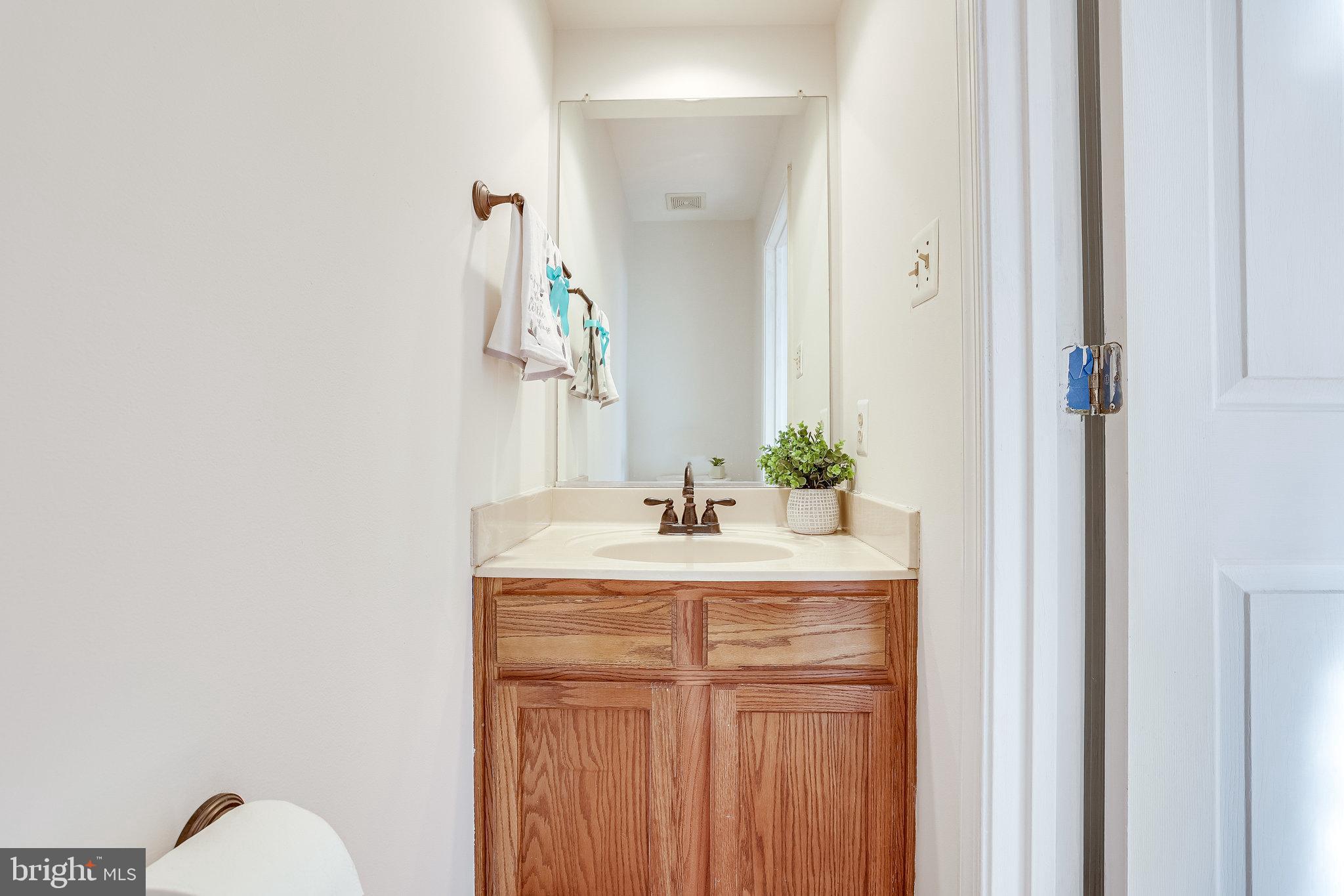 45550 Whitcomb Square Sterling, VA 20166 - Photo 14 of 52