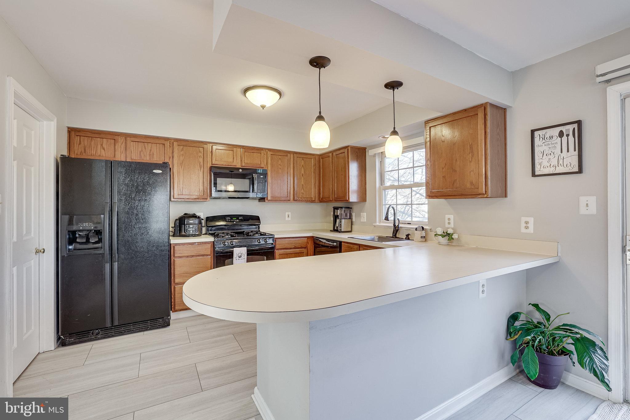 45550 Whitcomb Square Sterling, VA 20166 - Photo 18 of 52