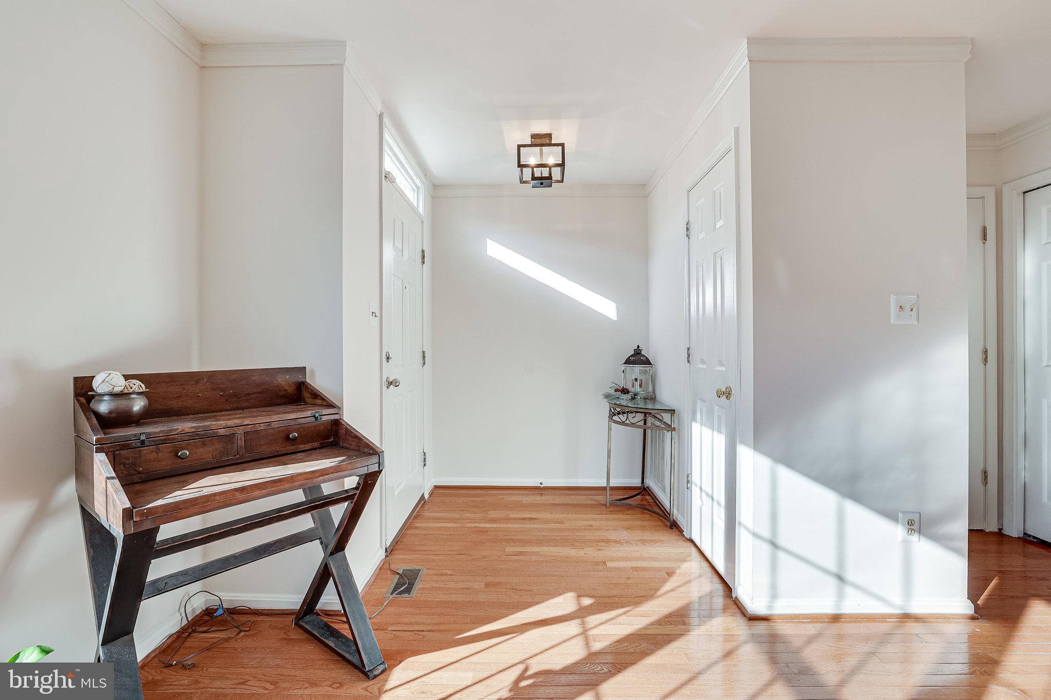 45550 Whitcomb Square Sterling, VA 20166 - Photo 8 of 52