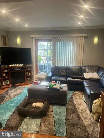 $350,000 | 3055 Shepperton Terrace, Silver Spring, MD 20904