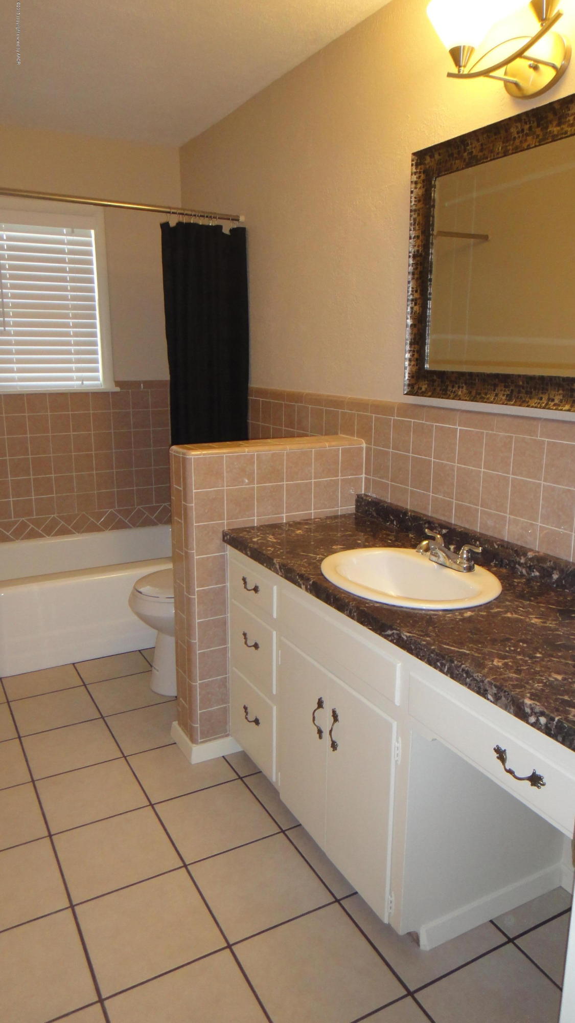 100 Geronimo Road Amarillo, TX 79108 - Photo 26 of 40 Main Bath