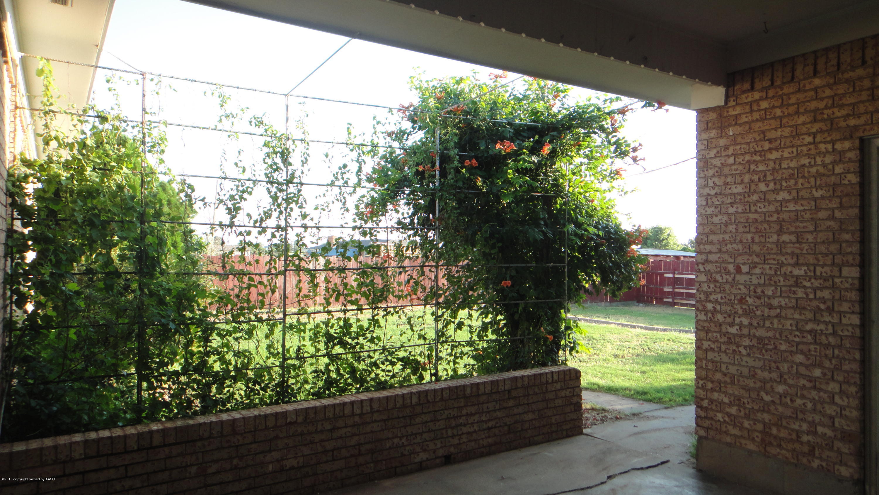100 Geronimo Road Amarillo, TX 79108 - Photo 34 of 40 Back Patio