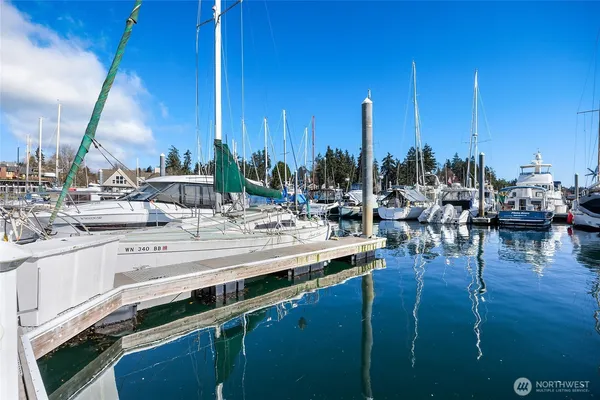 $98,000 | 141 Parfitt Way Southwest, Unit B41, Bainbridge Island, WA 98110