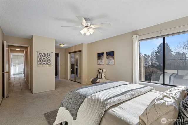 $299,000 | 11025 Glen Acres Drive South, Unit D, Seattle, WA 98168