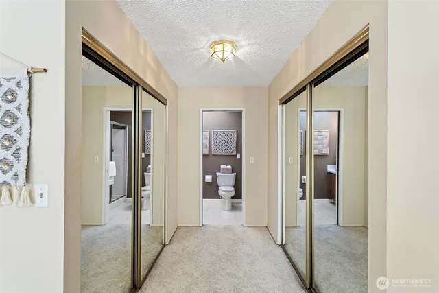 $299,000 | 11025 Glen Acres Drive South, Unit D, Seattle, WA 98168