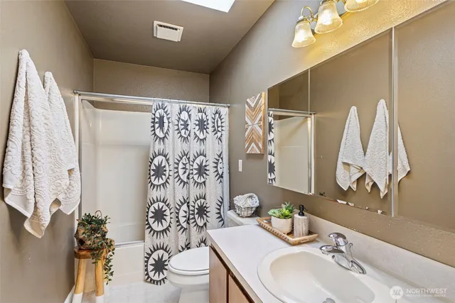 $299,000 | 11025 Glen Acres Drive South, Unit D, Seattle, WA 98168