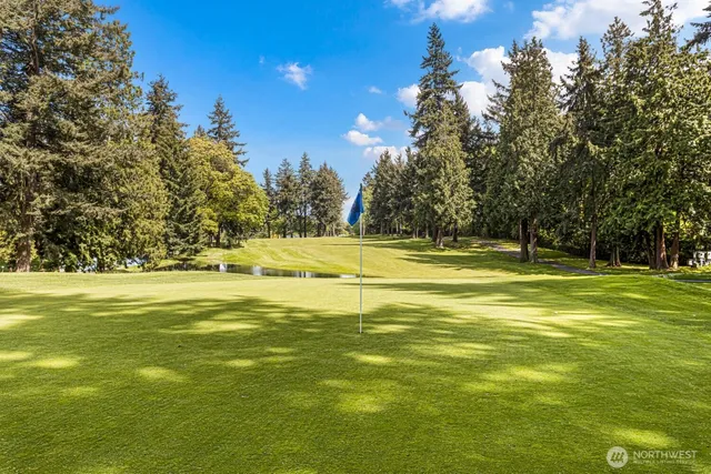 $299,000 | 11025 Glen Acres Drive South, Unit D, Seattle, WA 98168