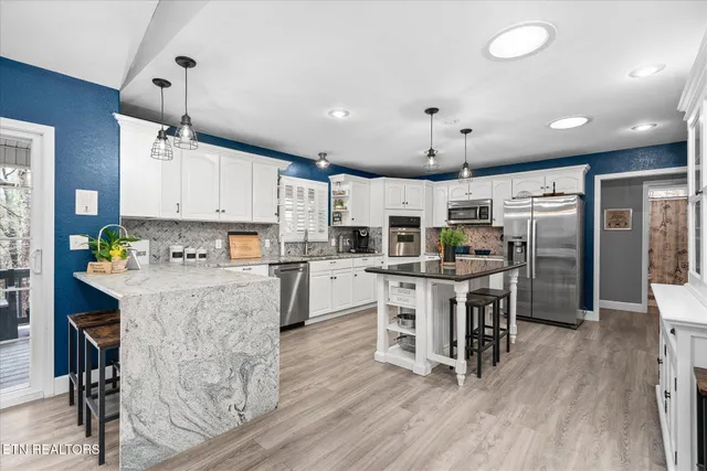 $599,000 | 260 Rotherham Drive, Crossville, TN 38558