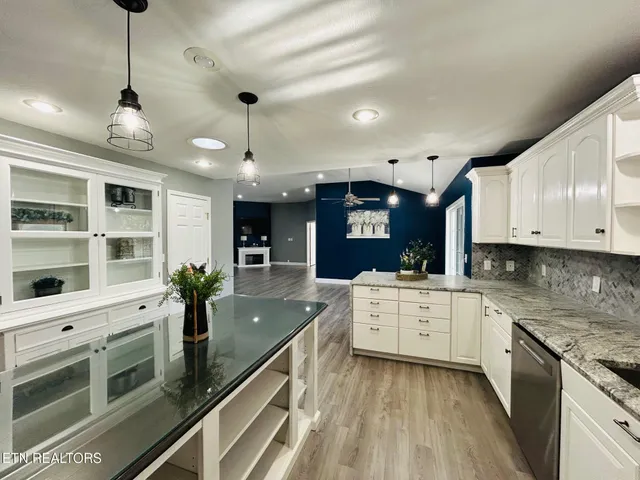 $599,000 | 260 Rotherham Drive, Crossville, TN 38558