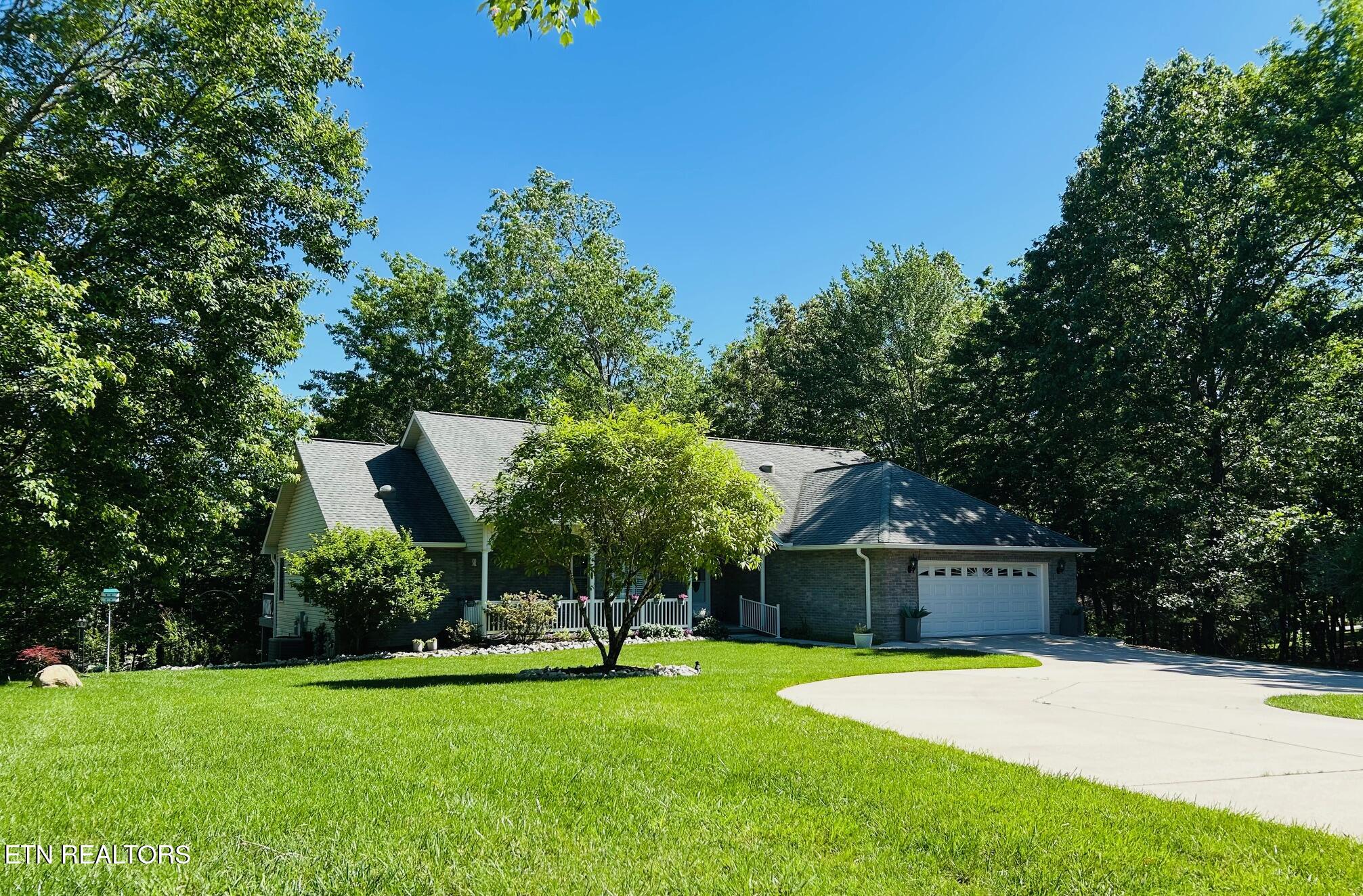 260 Rotherham Drive Crossville, TN 38558 - Photo 3 of 55 IMG_8072