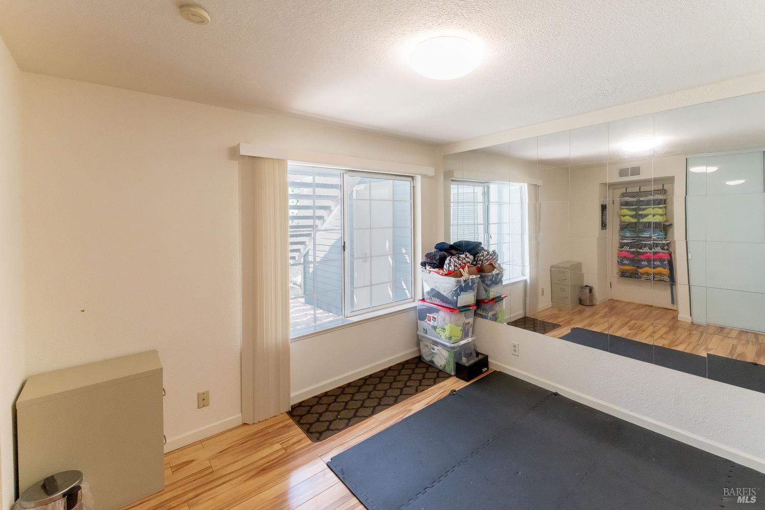 911 Point Reyes Court, Unit 6 Vallejo, CA 94591 - Photo 15 of 35