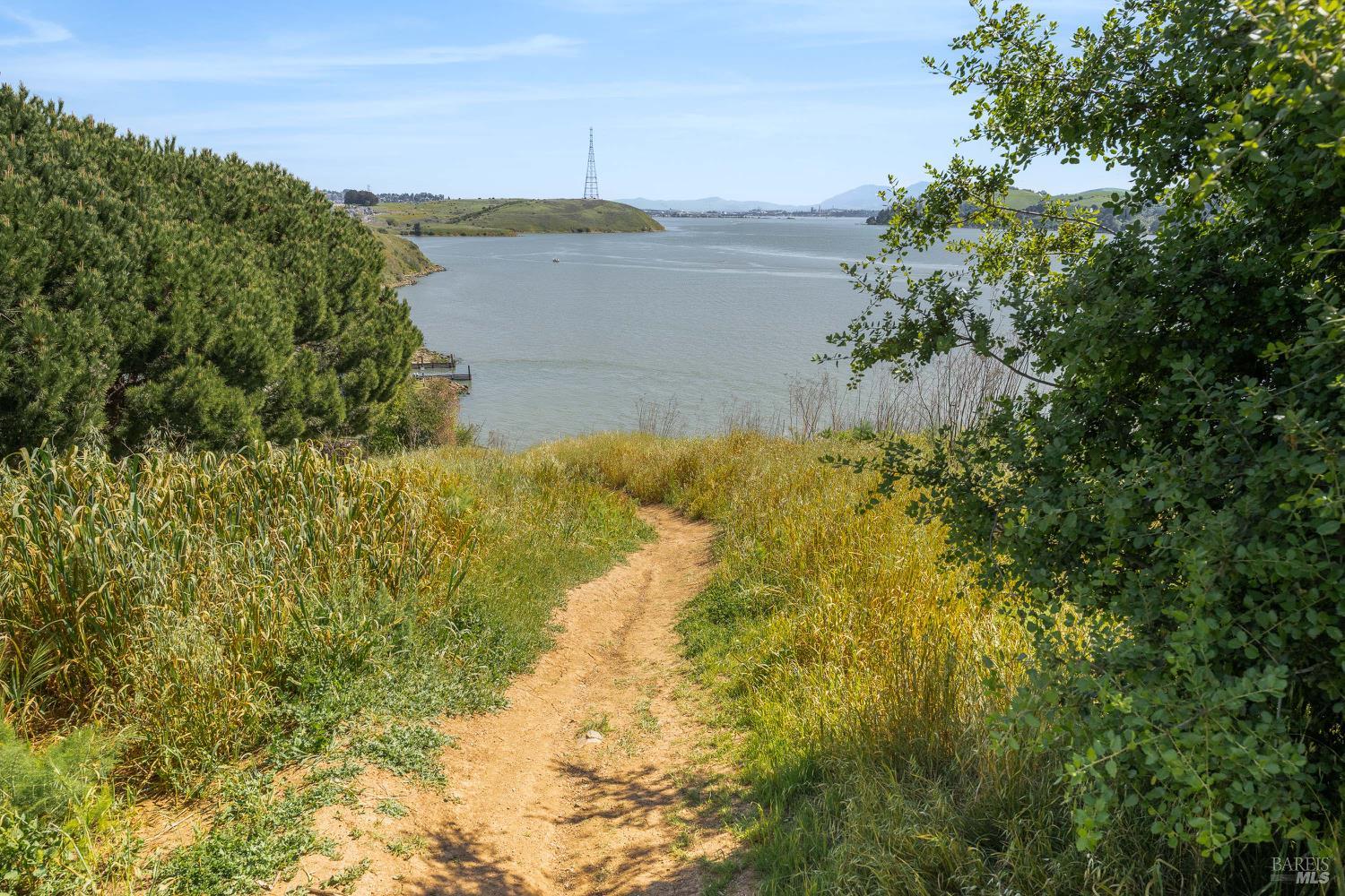 911 Point Reyes Court, Unit 6 Vallejo, CA 94591 - Photo 27 of 35