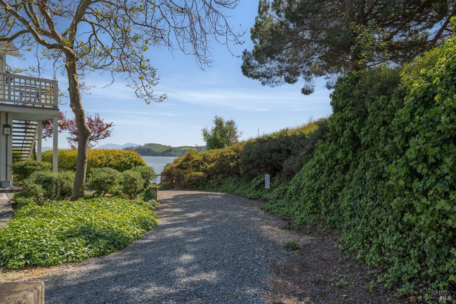 911 Point Reyes Court, Unit 6 Vallejo, CA 94591 - Photo 29 of 35