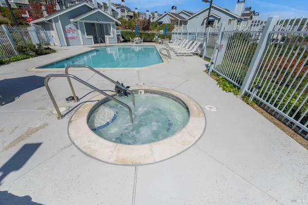 $500,000 | 911 Point Reyes Court, Unit 6, Vallejo, CA 94591