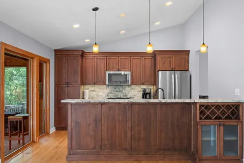 $475,000 | 6-n329 Fair Oaks Drive, St. Charles, IL 60175