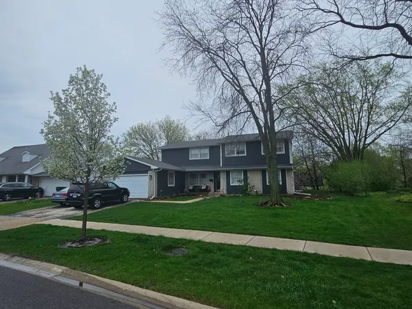 $560,000 | 128 Essex Road, Elk Grove Village, IL 60007