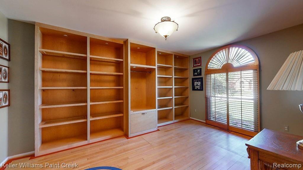 3231 Primrose Drive Rochester Hills, MI 48307 - Photo 16 of 42