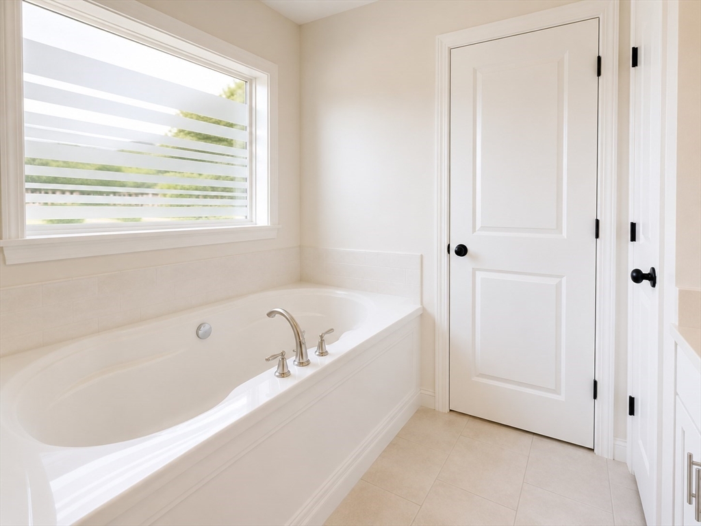 52 Oldfield Road Bridgewater, MA 02324 - Photo 14 of 42
