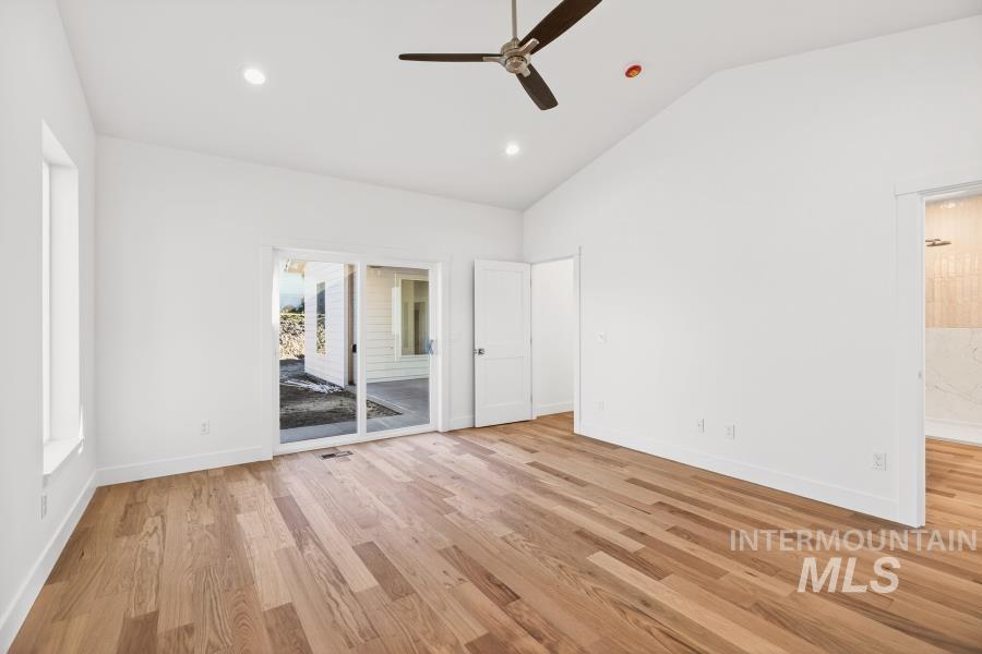 780 Victoria Drive Moscow, ID 83843 - Photo 22 of 44 Cathedral ceiling with walkout directly to the backyard.