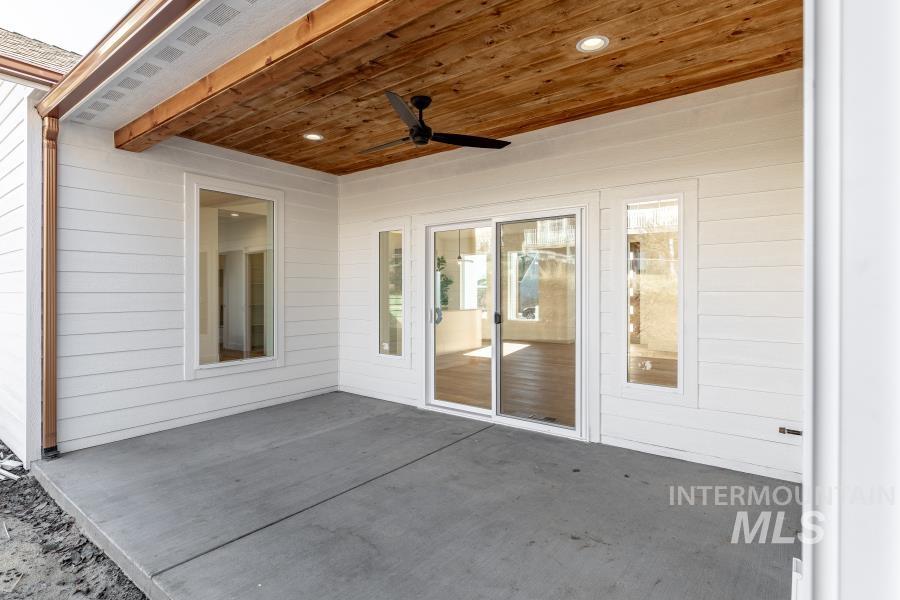 780 Victoria Drive Moscow, ID 83843 - Photo 31 of 44 View of patio featuring a ceiling fan