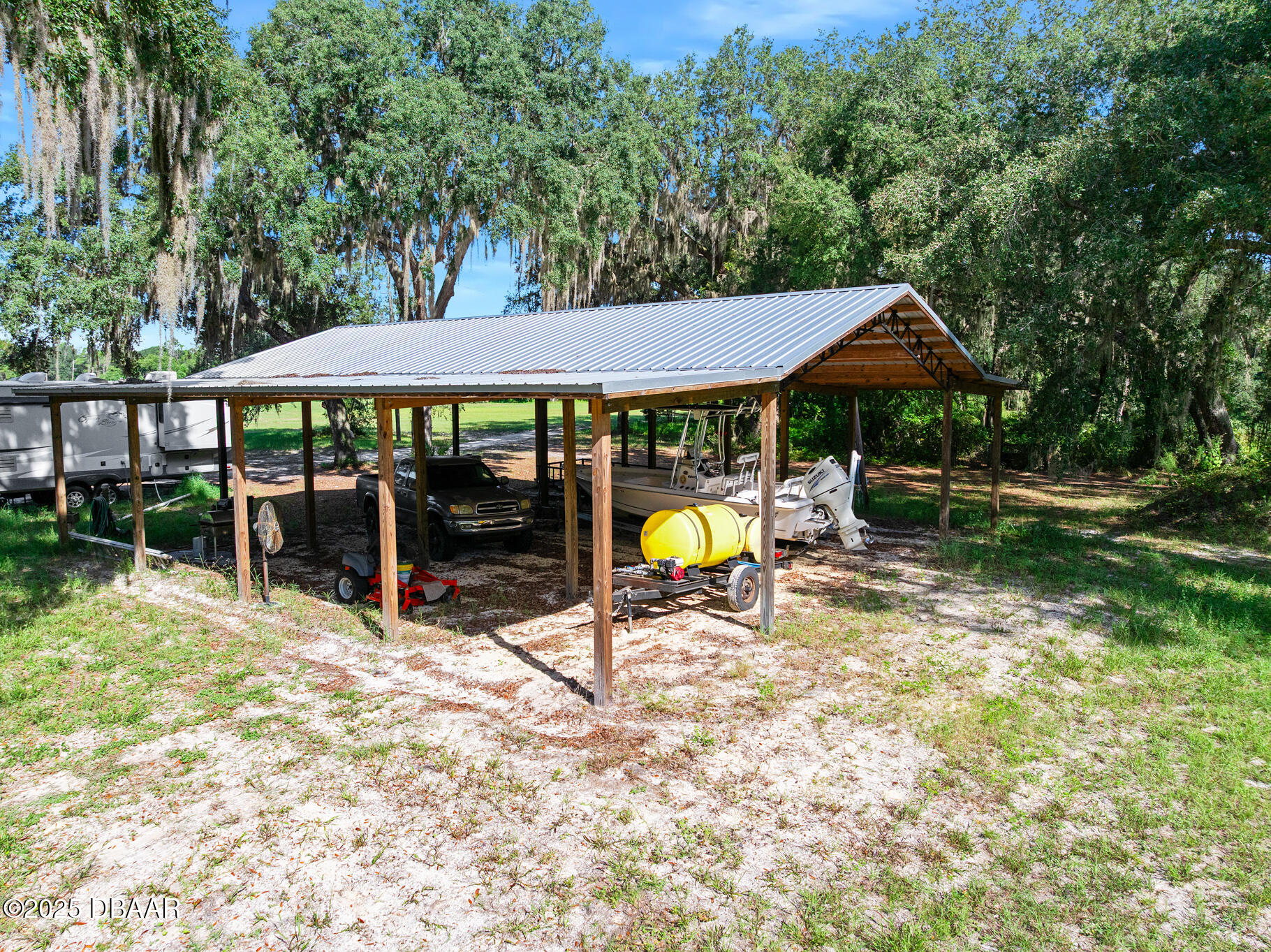 0 Roberts Road Pierson, FL 32180 - Photo 31 of 37 a view of a outdoor space with a patio and swimming pool