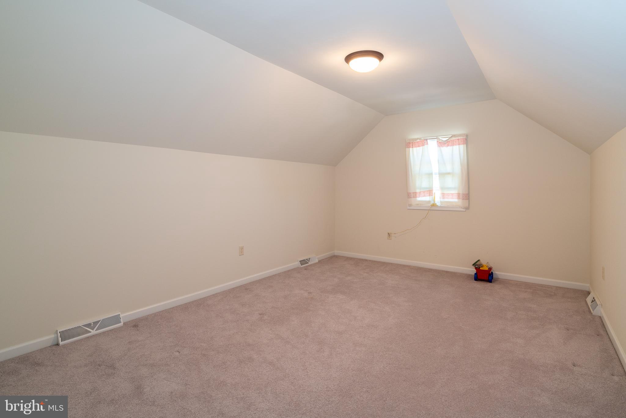 750 Heather Ridge Manheim, PA 17545 - Photo 22 of 29