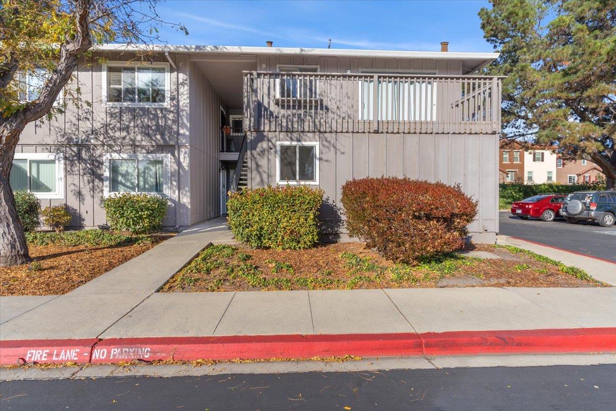 1123 Reed Avenue, Unit D Sunnyvale, CA 94086 - Photo 1 of 23 Gallery Image 1