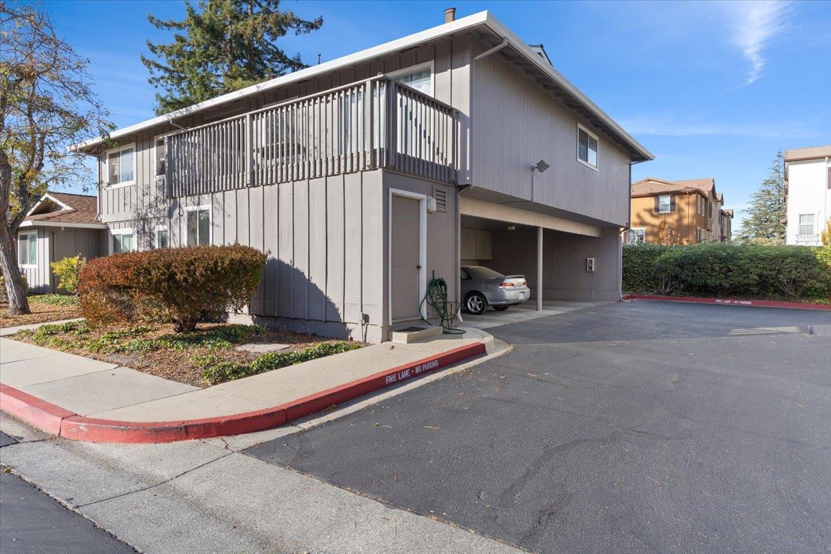 1123 Reed Avenue, Unit D Sunnyvale, CA 94086 - Photo 2 of 23 Gallery Image 2