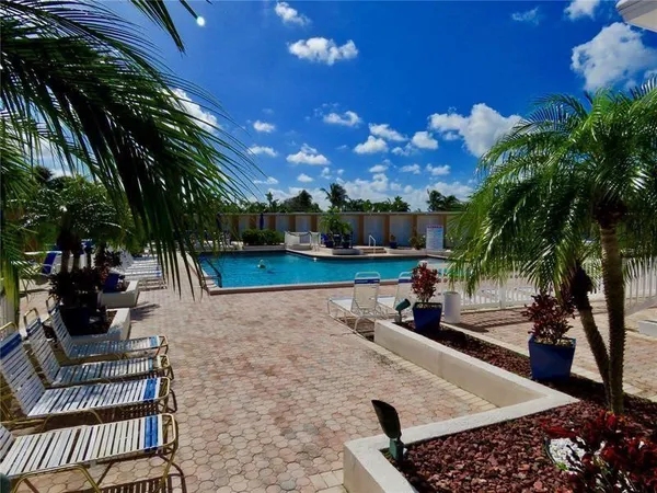 $1,475 | 2191 Northeast 68th Street, Unit 427, Fort Lauderdale, FL 33308