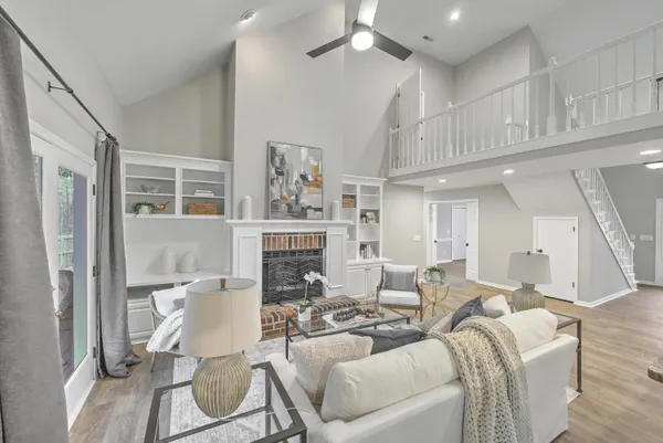 $629,000 | 132 Hidden Fawn Circle, Goose Creek, SC 29445